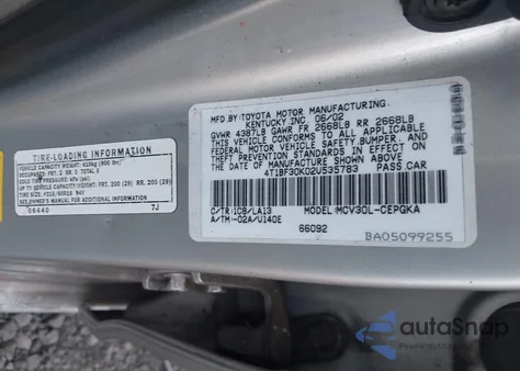 2002 Toyota Camry Xle V6 z USA, uszkodzony, nr VIN 4T1BF30K02U535783